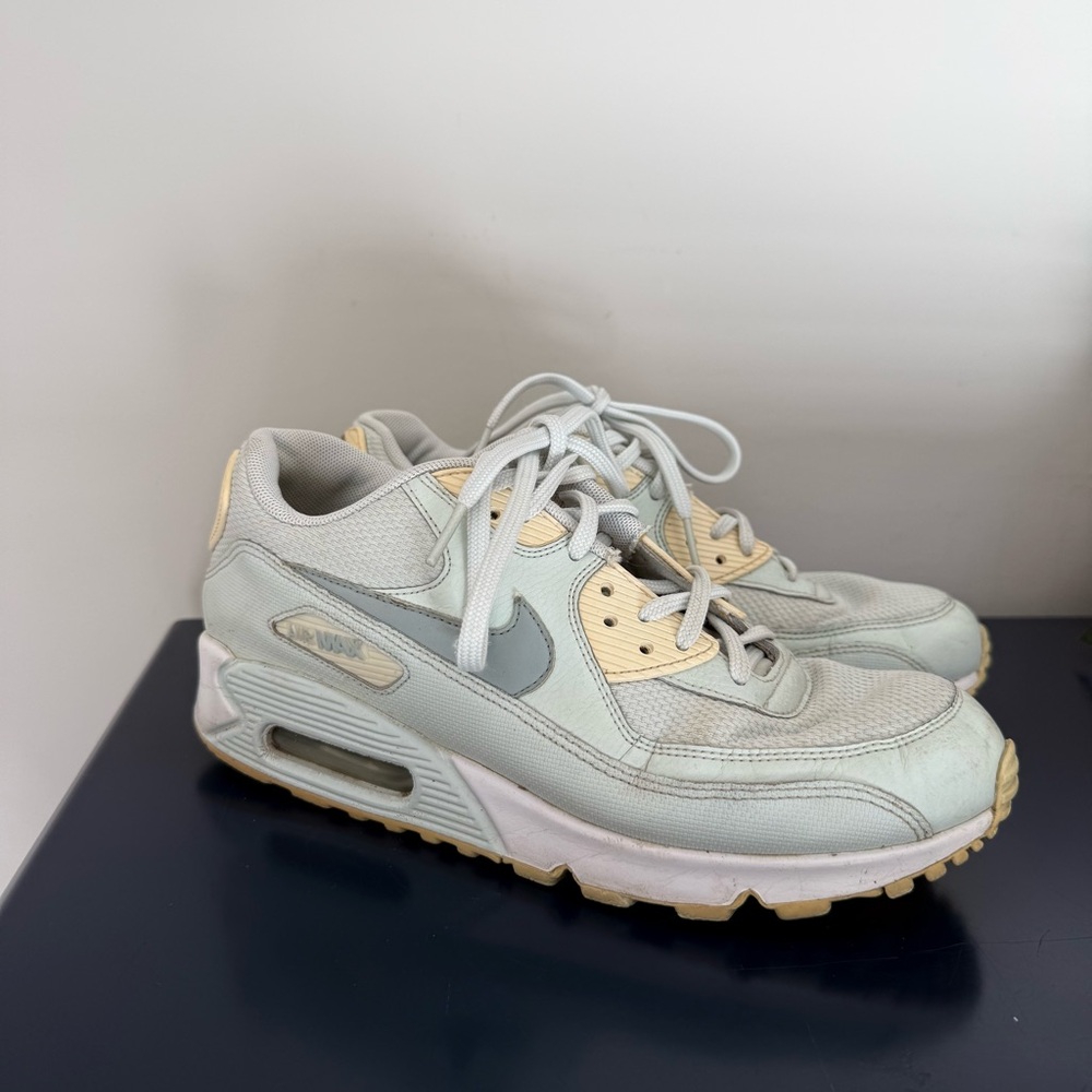Nike Air Max 90 Mint Green/Blue Women’s Low Top Sneakers Athletic Running Shoes